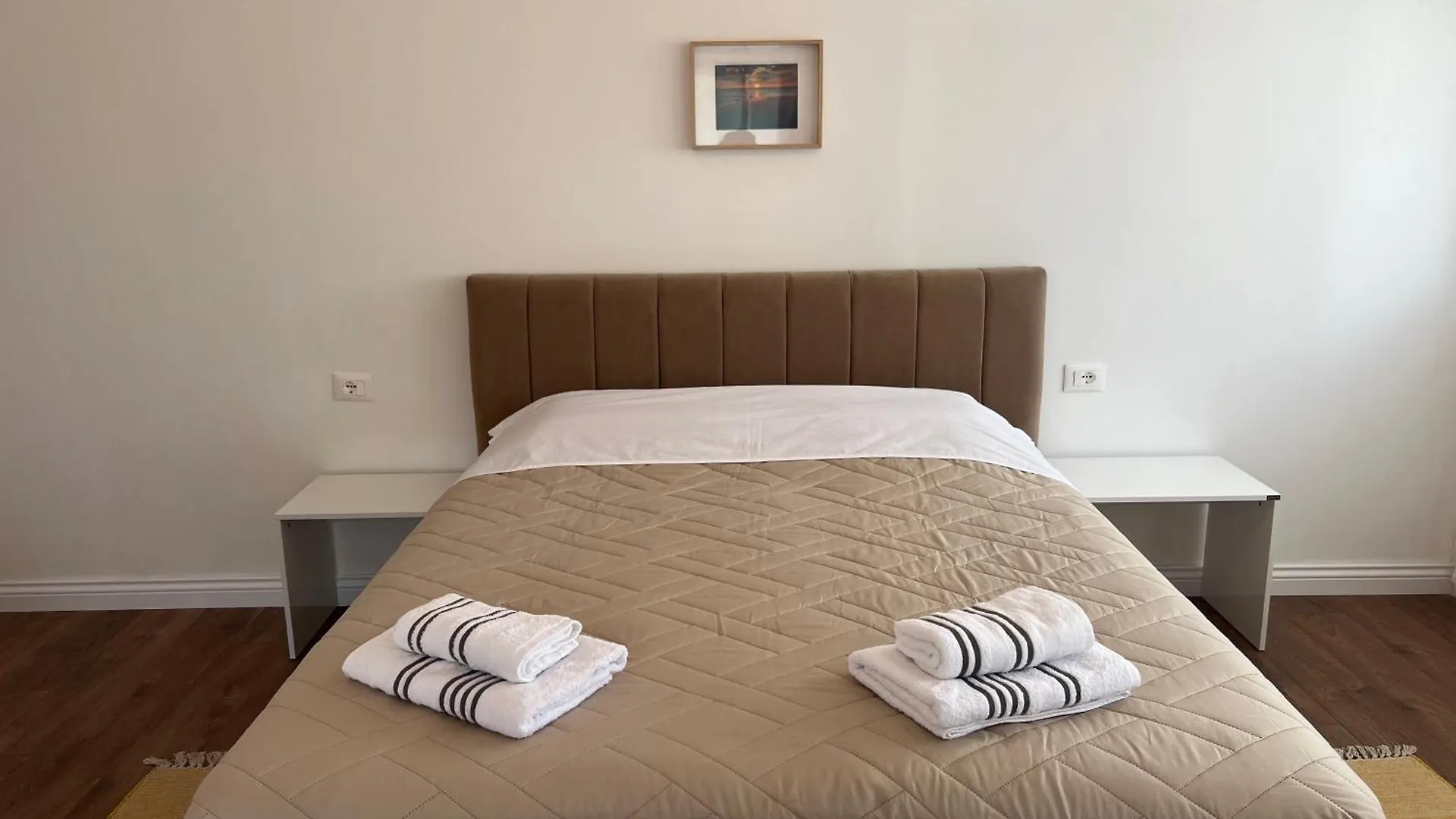 Urban Nest Apartment Vlore